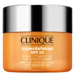 Superdefense SPF25 Fatigue + 1st Signs of Age Multi Correcting Cream krem korygujący zmęczenie i pierwsze oznaki starzenia 30ml